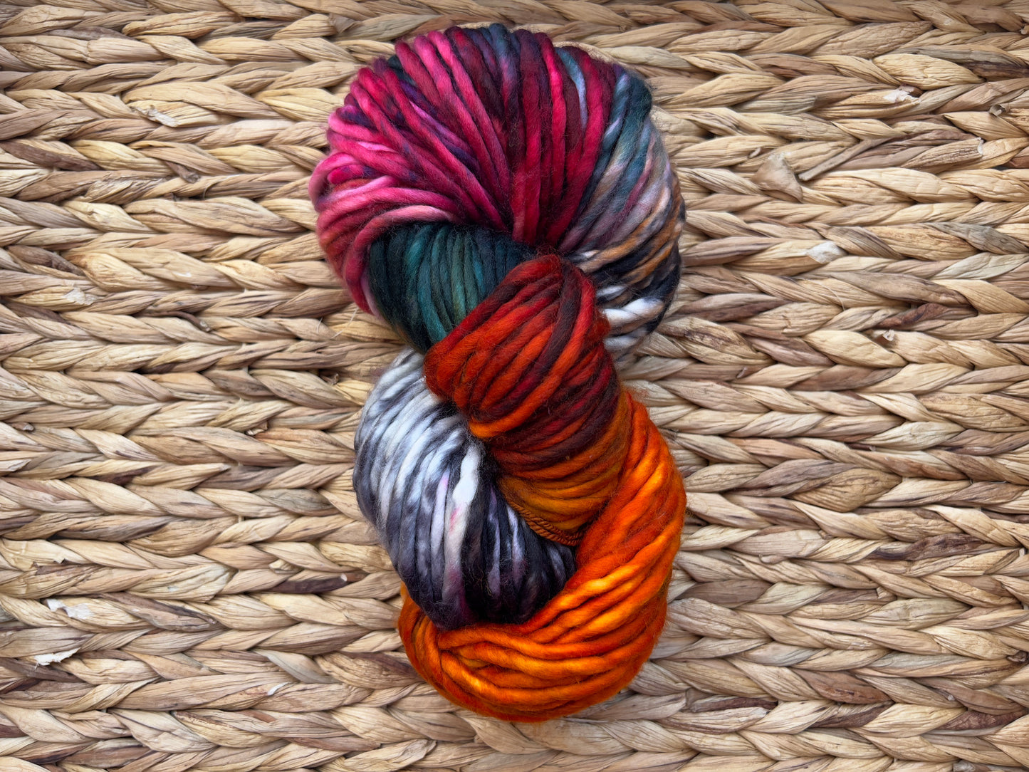 PRE-ORDER| CRISPY BLOSSOM | super bulky merino wool hand dye yarn | ethically sourced yarn |90 yards